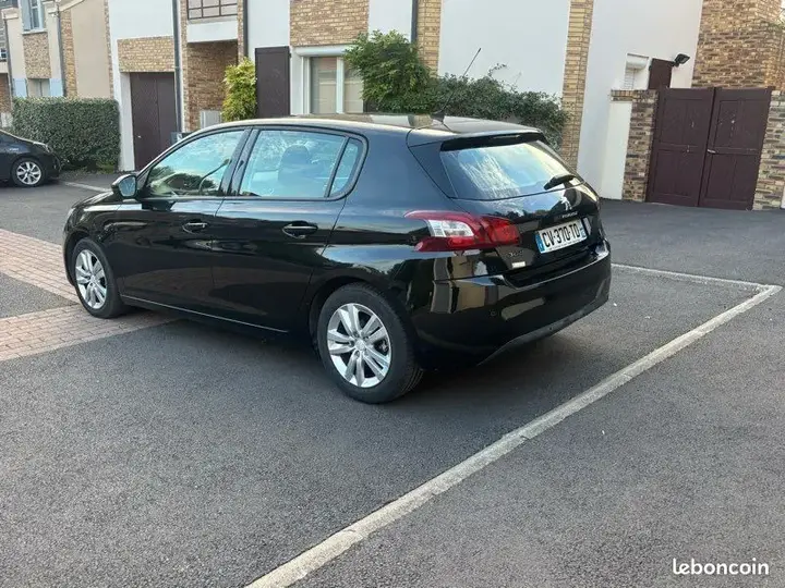 Peugeot 308 2013 photo 3
