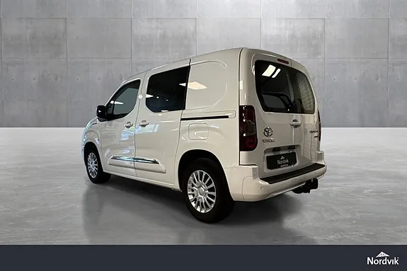 Toyota Proace City 2023 photo 3