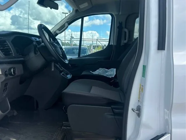 Ford Transit 2023 photo 5