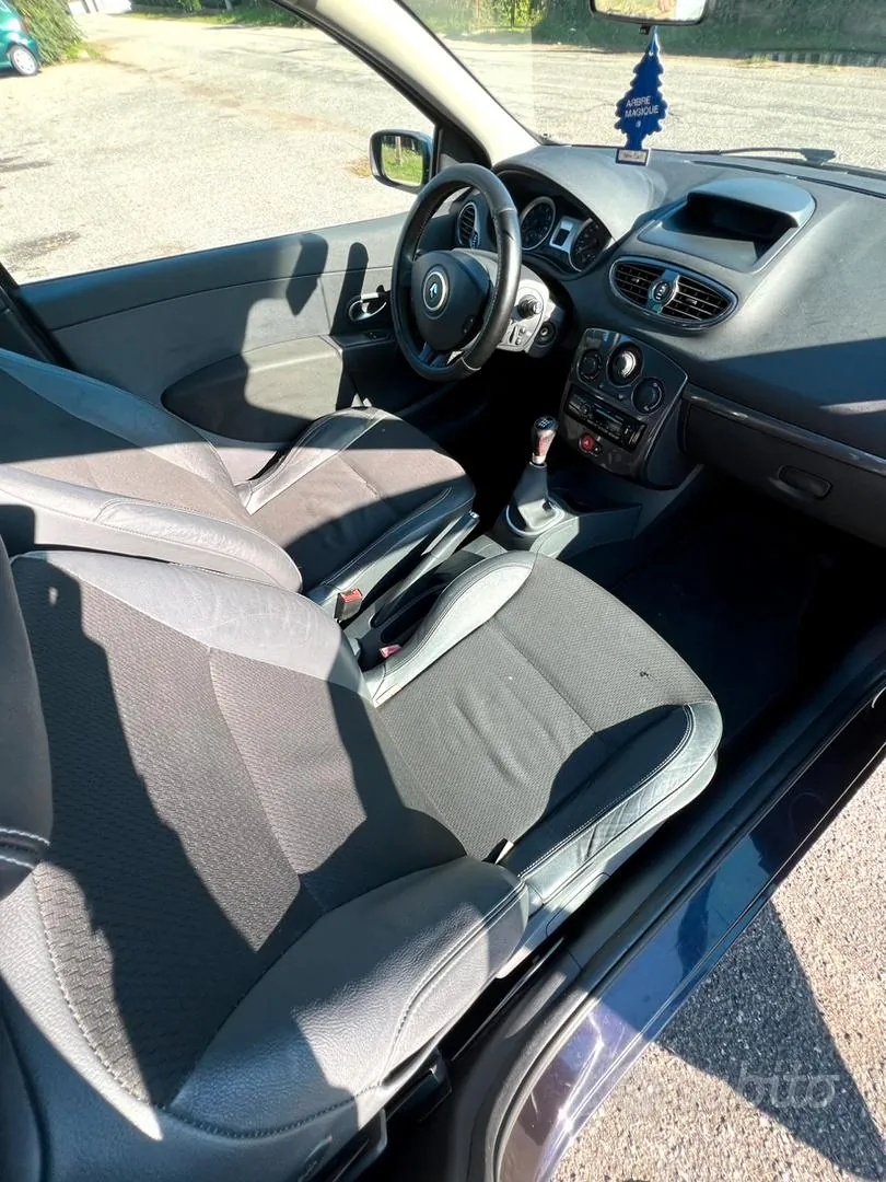 Renault Clio 2007 photo 5