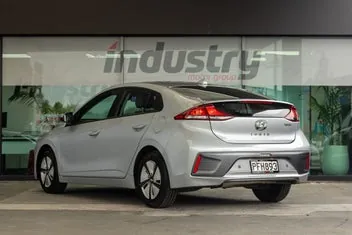 Hyundai Ioniq 2022 photo 3