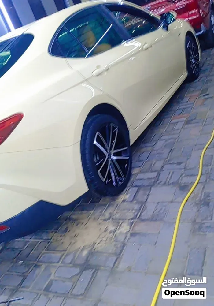 Toyota Camry 2025 photo 4