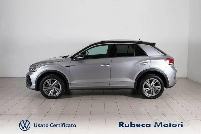 Volkswagen T-Roc 2023 photo 3