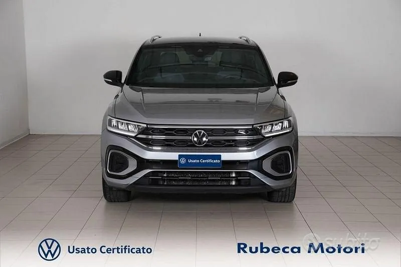 Volkswagen T-Roc 2023 photo 2