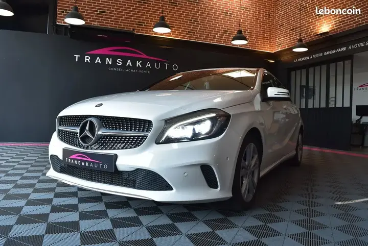 Mercedes-Benz A-Class 2016 photo 2