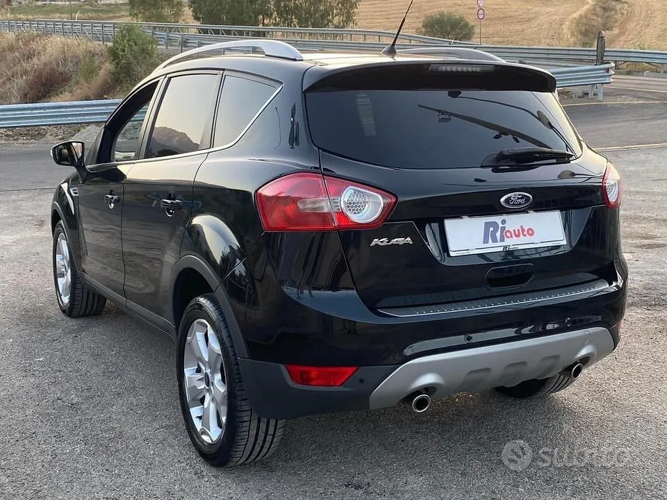 Ford Kuga 2012 photo 4