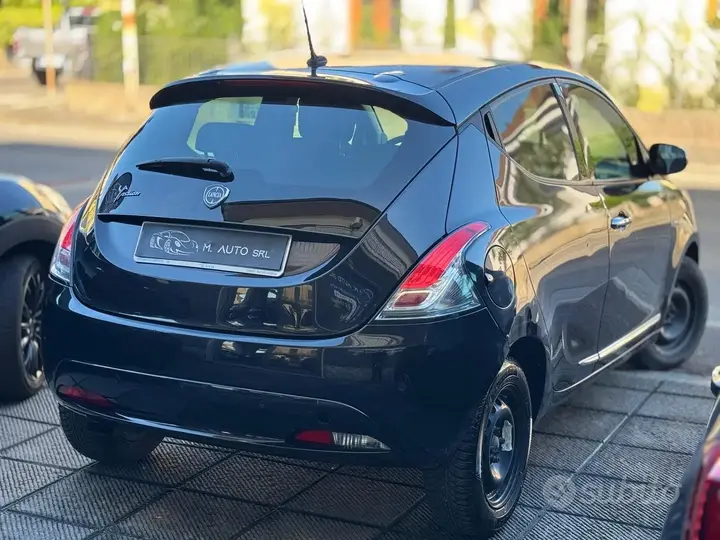 Lancia Ypsilon 2018 photo 3