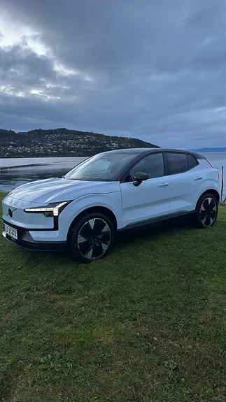 Volvo Ex30 2025 photo 2