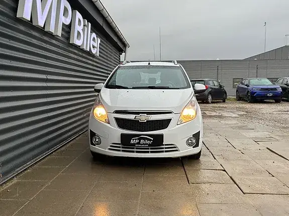 Chevrolet Spark 2011 photo 5