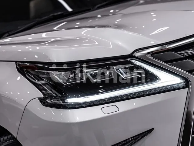 Lexus Lx570 2017 photo 2