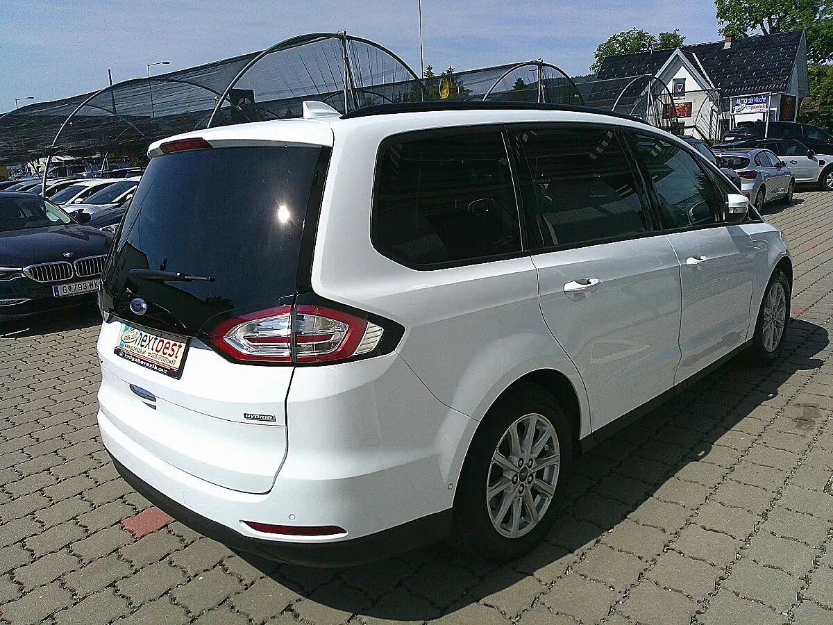Ford Galaxy 2023 photo 3