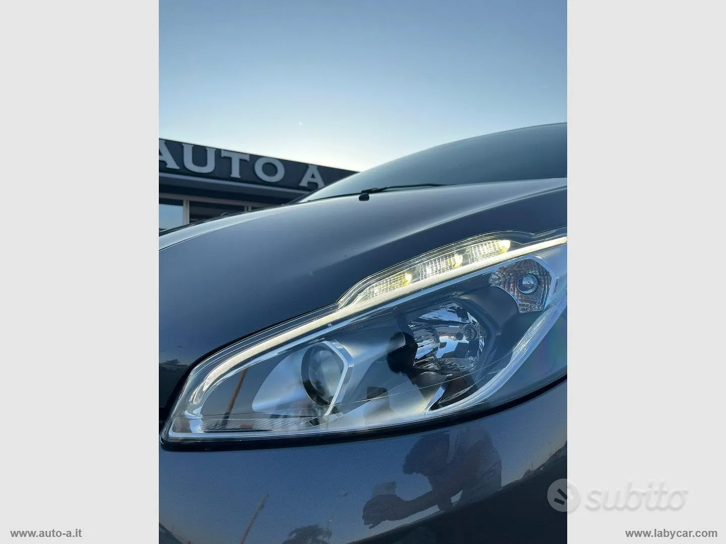 Peugeot 208 2018 photo 5