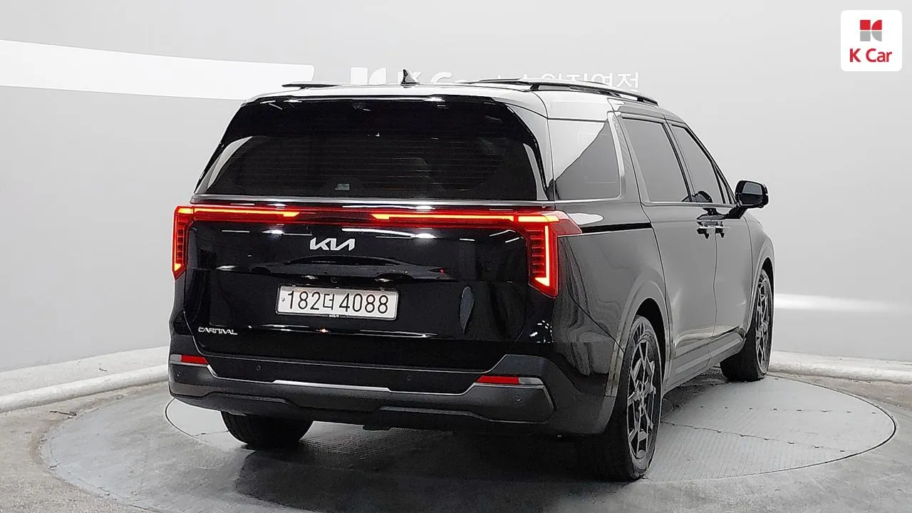 Kia Carnival 2025 photo 4