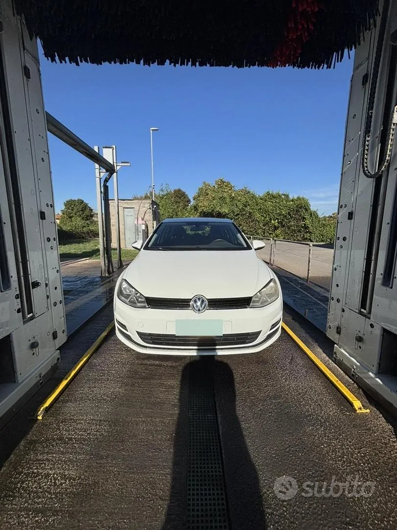 Volkswagen Golf 2014 photo 2
