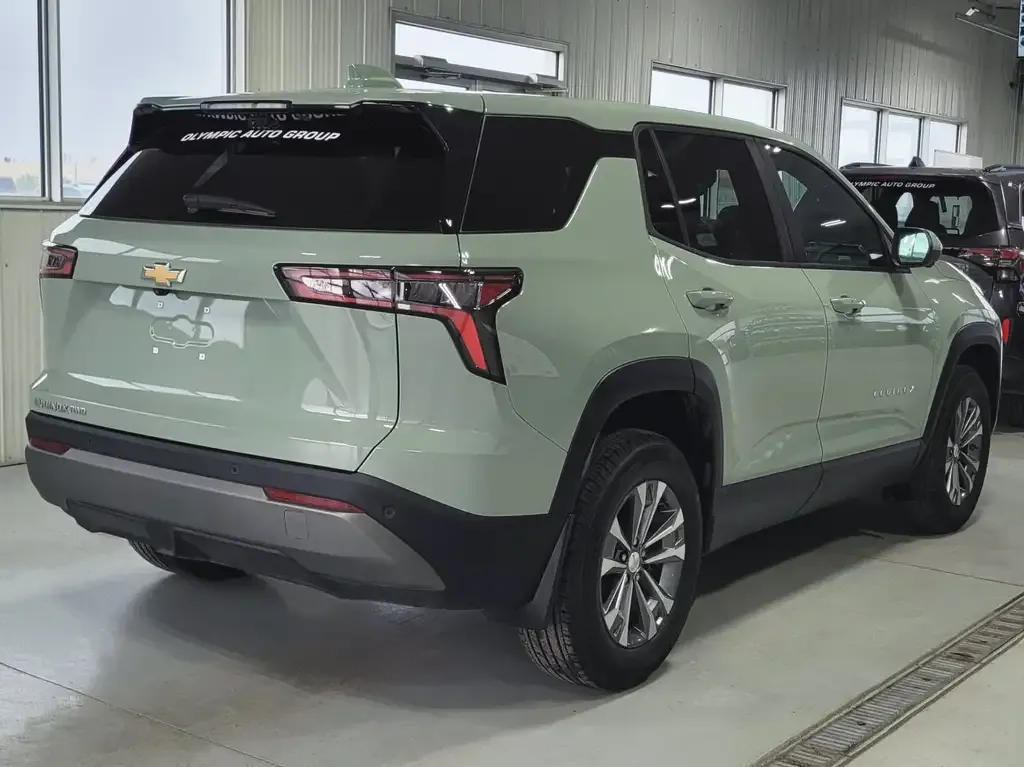 Chevrolet Equinox 2026 photo 3
