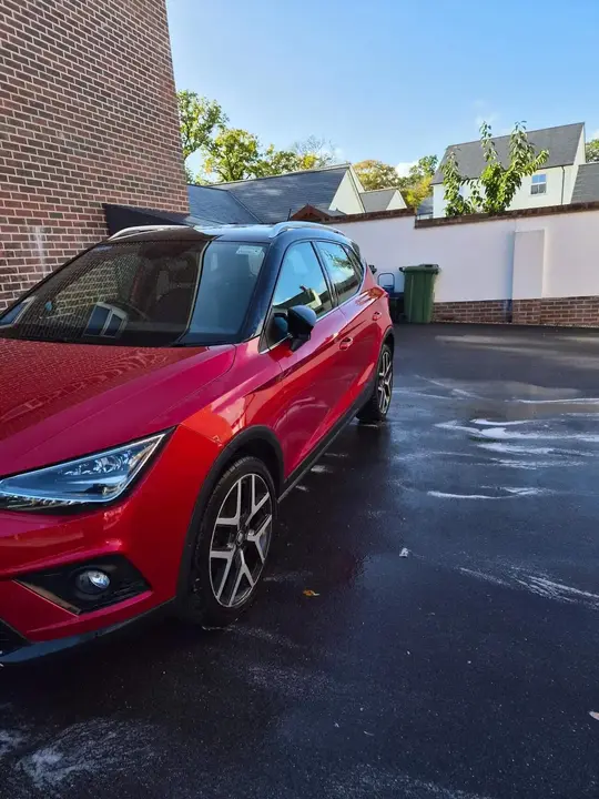 Seat Arona 2021 photo 2