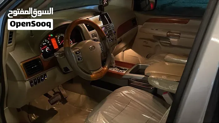 Infiniti Qx56 2009 photo 4