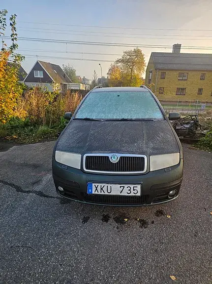 Skoda Fabia 2006 photo 2