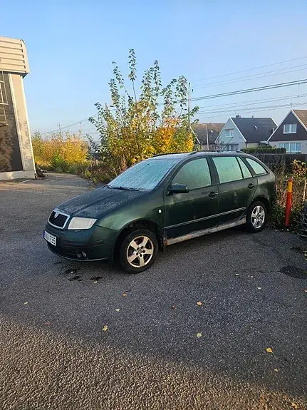 Skoda Fabia 2006 photo 3