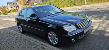 Mercedes-Benz C200