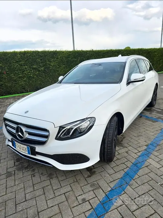 Mercedes-Benz W213 2018 photo 3