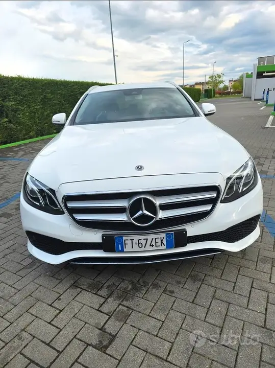 Mercedes-Benz W213