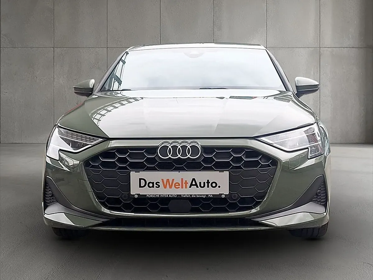 Audi A3 2024 photo 2
