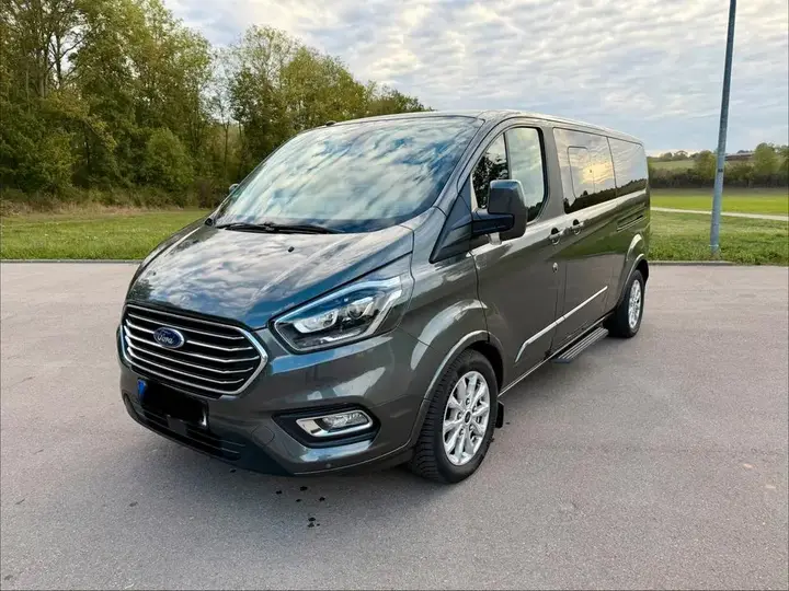 Ford Tourneo Custom