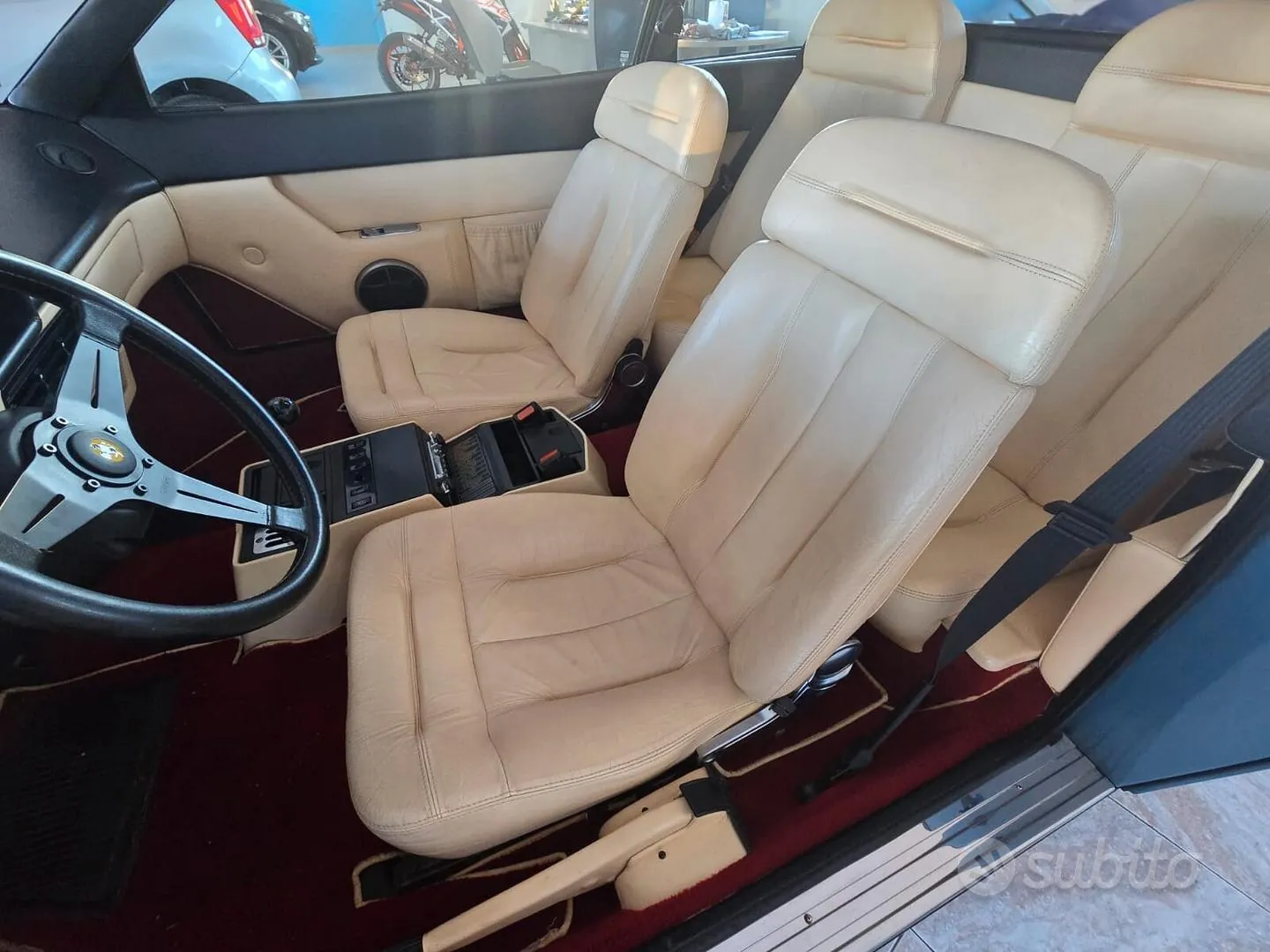 Ferrari Mondial 8 1982 photo 5