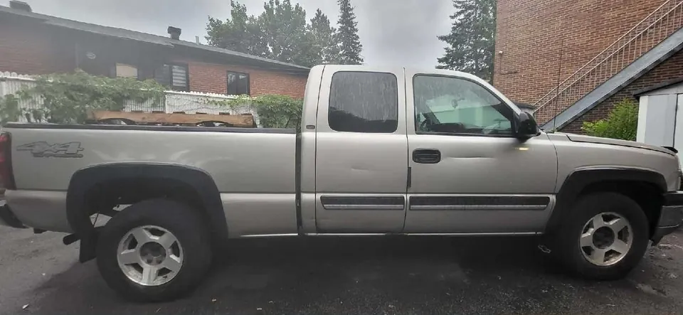 Chevrolet Silverado 1500 2005 photo 2