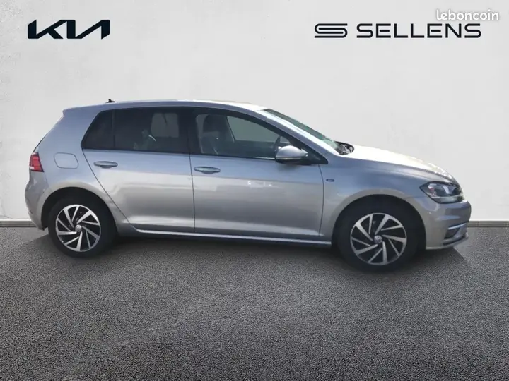 Volkswagen Golf 2019 photo 3