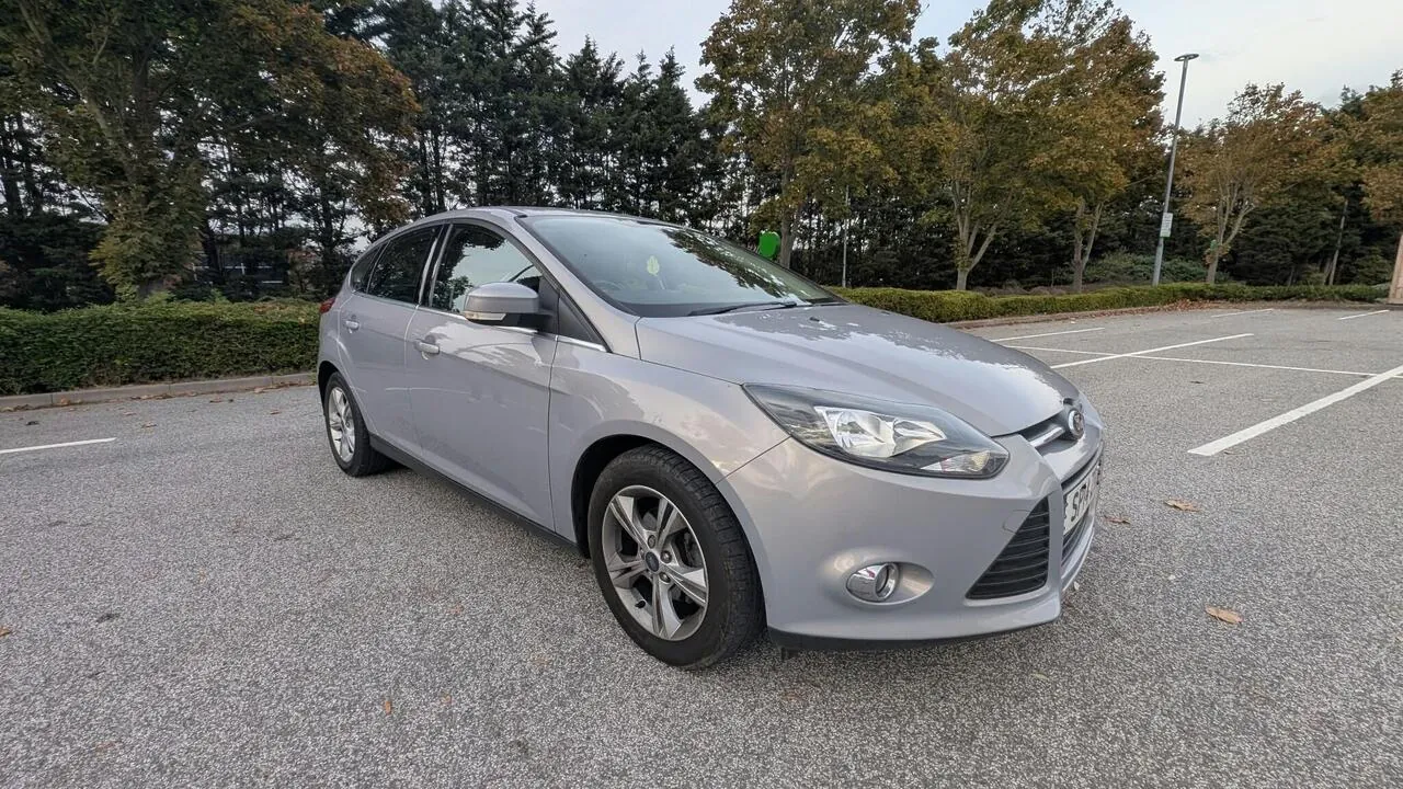 Ford Focus 2014 photo 2
