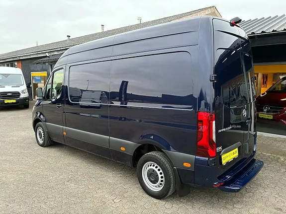 Mercedes-Benz Sprinter 2022 photo 4