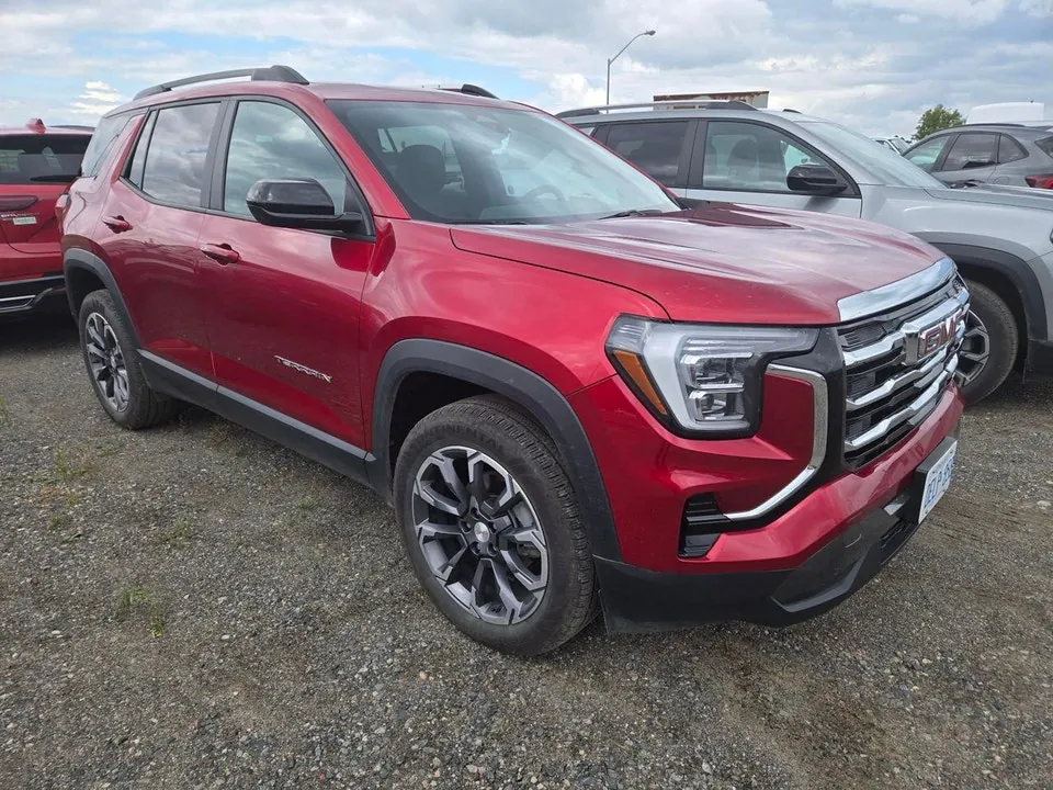 GMC Terrain 2025 photo 3