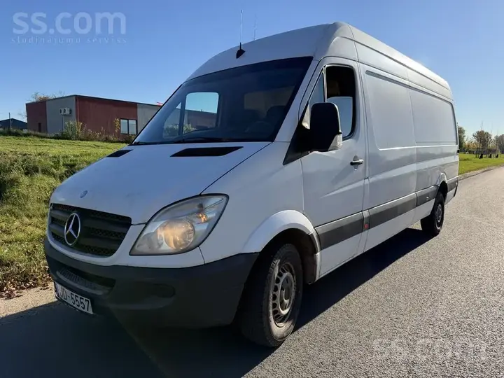 Mercedes-Benz Sprinter 2010 photo 2