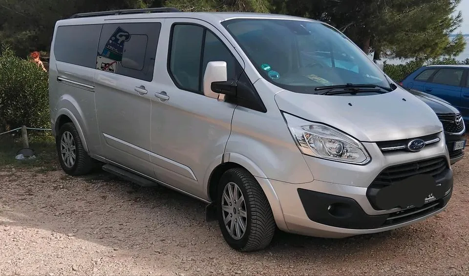 Ford Tourneo Custom