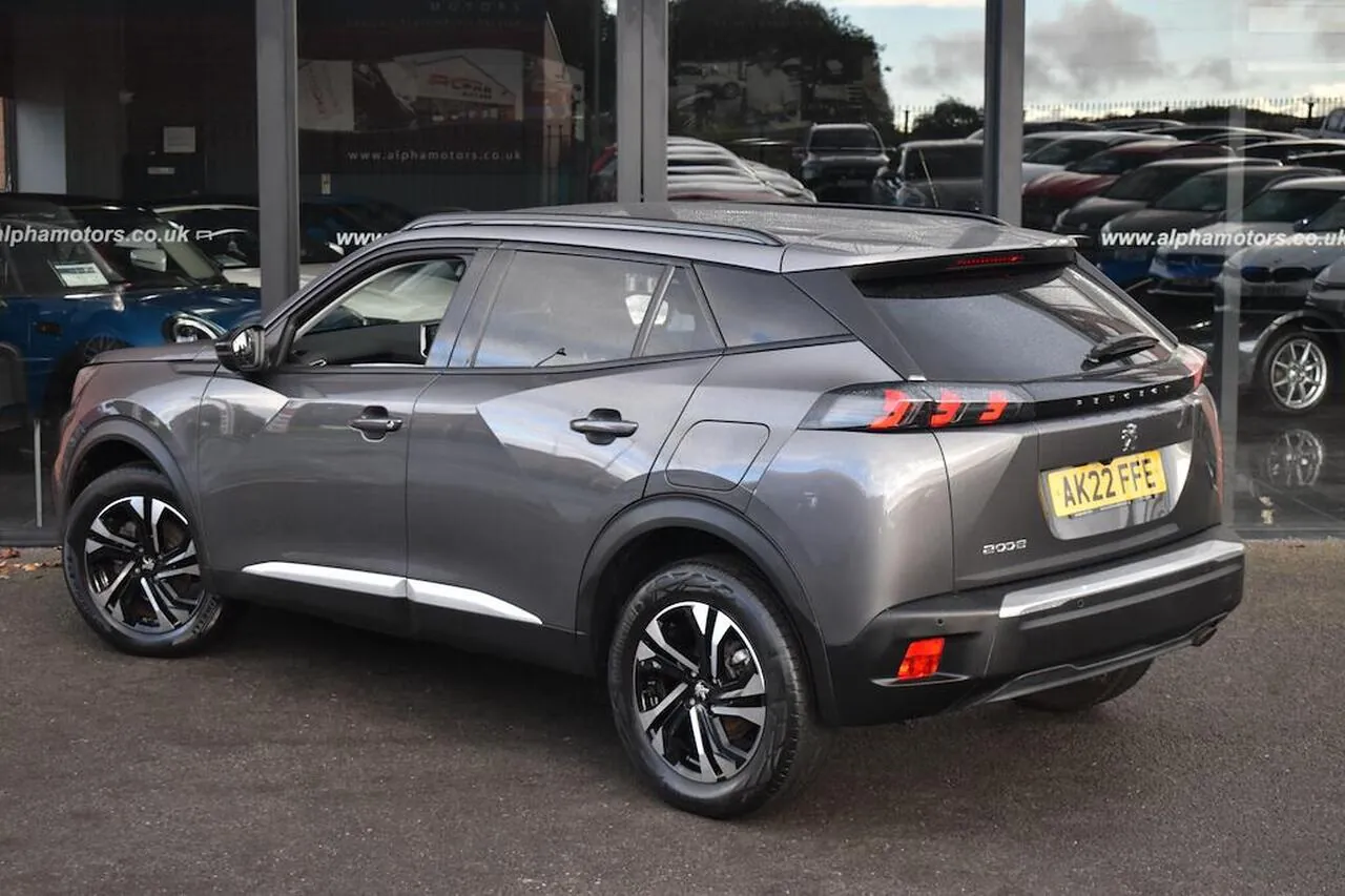 Peugeot 2008 2022 photo 2