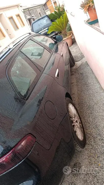 Alfa Romeo 159 2008 photo 4