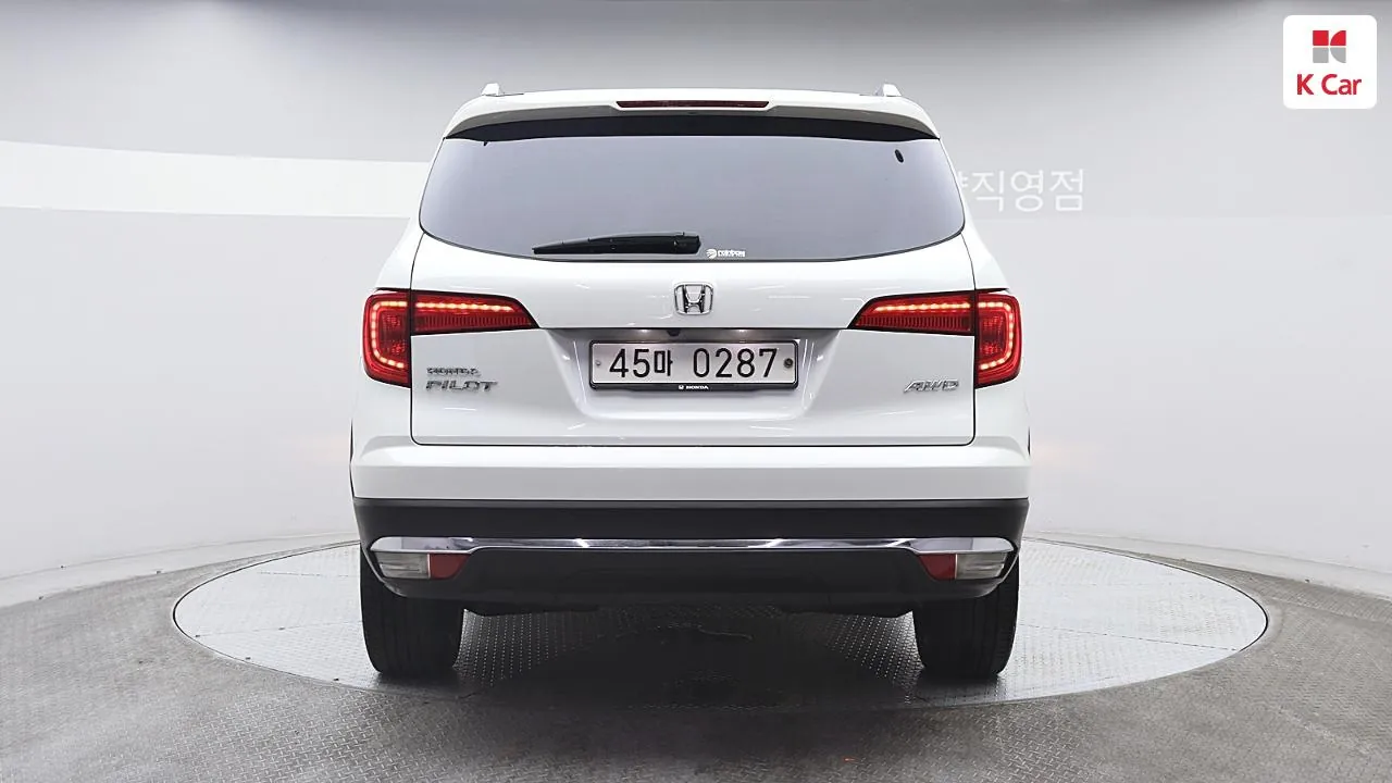Honda Pilot 3Rd Generation 2016 photo 3
