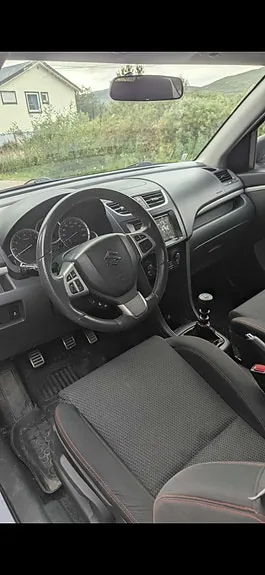 Suzuki Swift 2011 photo 3