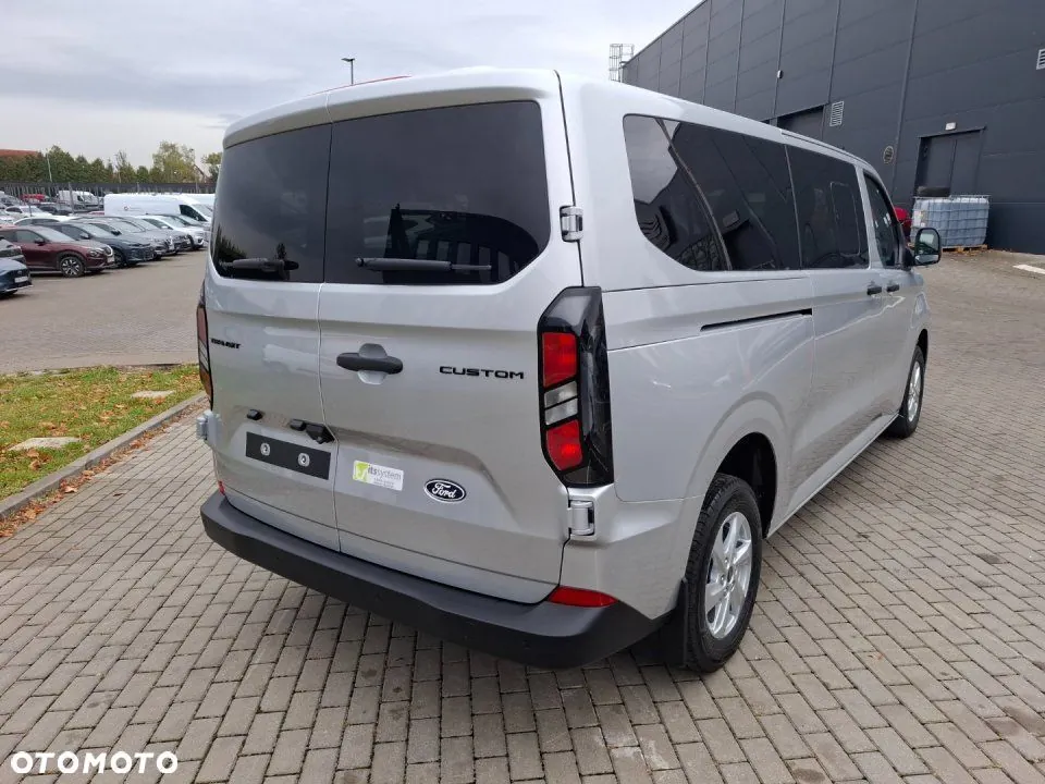 Ford Transit Custom 2026 photo 4