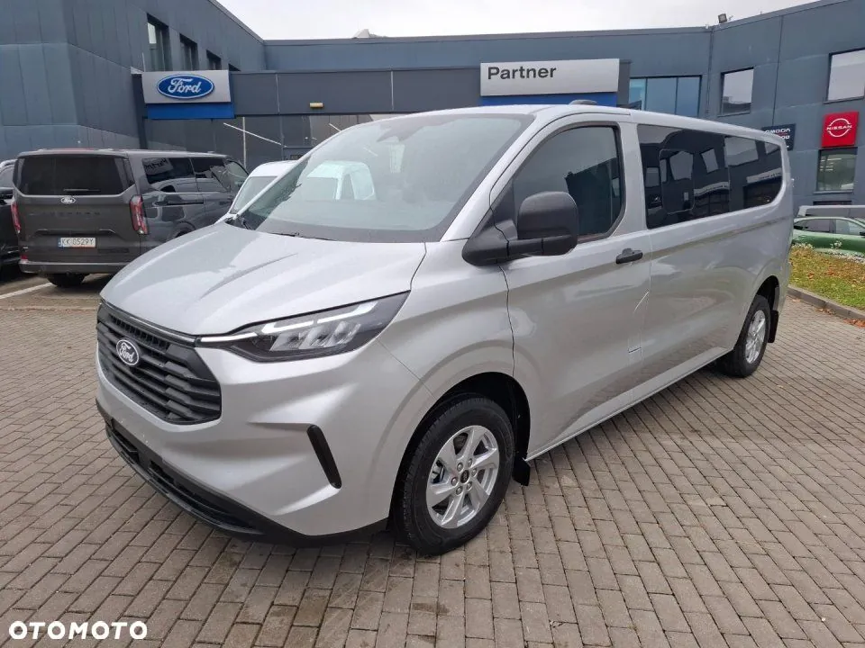 Ford Transit Custom 2026 photo 2