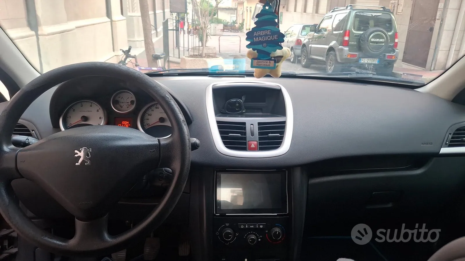 Peugeot 207 2009 photo 4