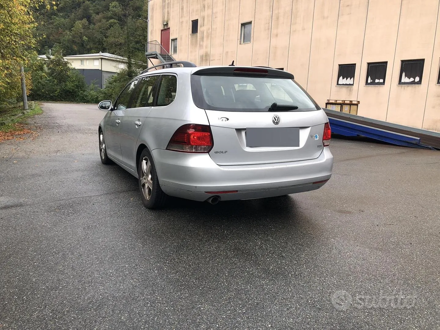 Volkswagen Golf 2010 photo 4