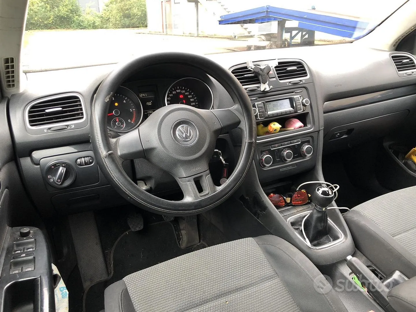 Volkswagen Golf 2010 photo 5