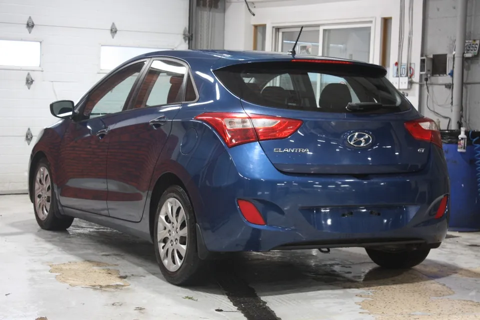 Hyundai Elantra Gt 2015 photo 4