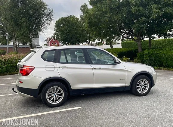 BMW X3 2012 photo 3