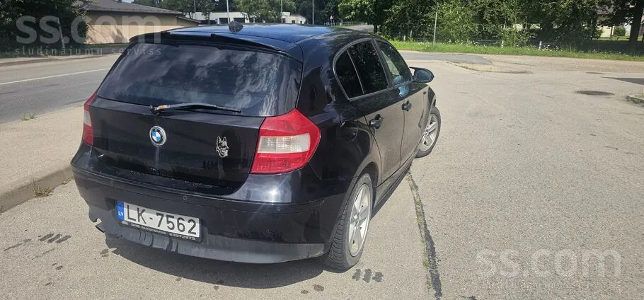 BMW 116 2004 photo 3