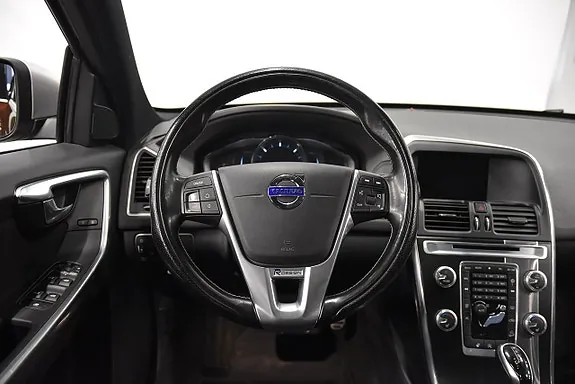 Volvo Xc60 2016 photo 2