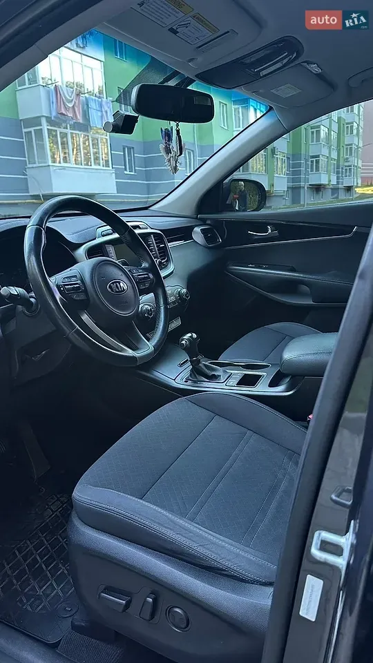 Kia Sorento 2016 photo 2